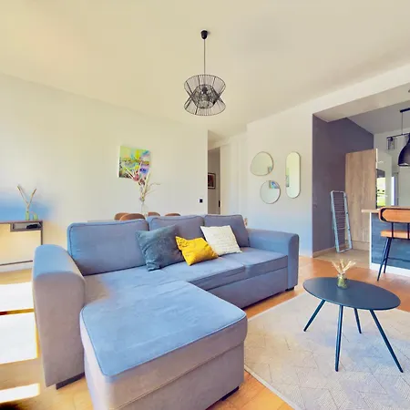Apartment T2 Chaleureux - Parking - Proche Centre-ville *